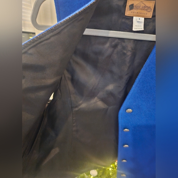 Vintage Pendleton Blue Wool Metal Button Vest Made in USA Southwest Design XS/S - Picture 5 of 6